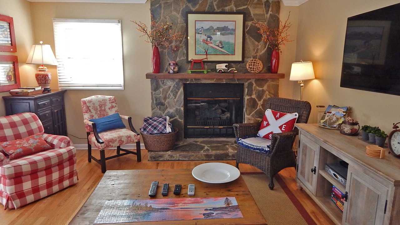 Photo of Livingroom in Garner Cove