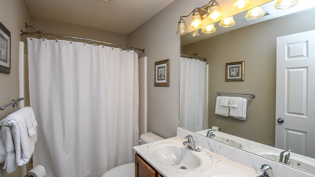 Photo of Bathroom in Oakland