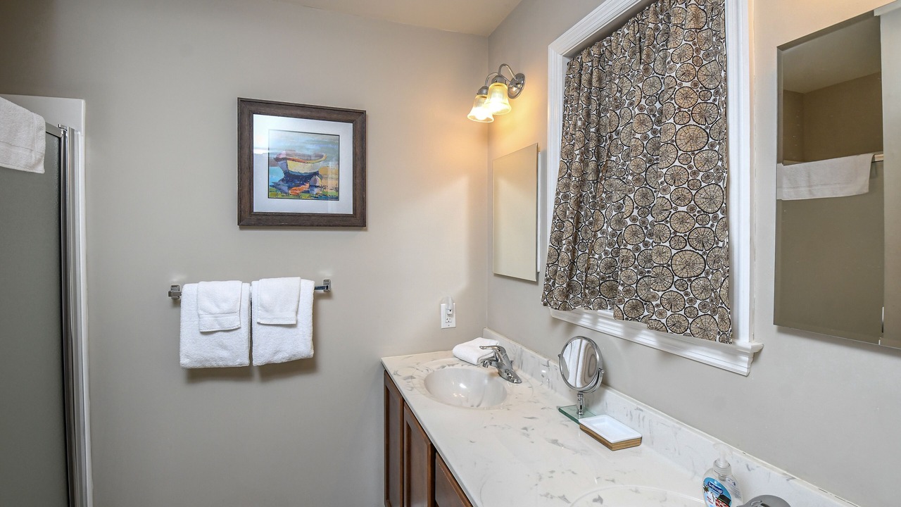 Photo of Bathroom in Oakland