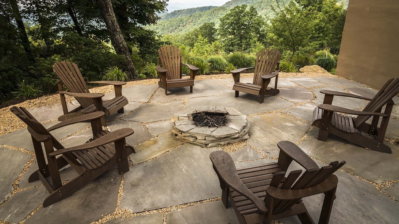 Photo of Outdoor in Apple Ridge