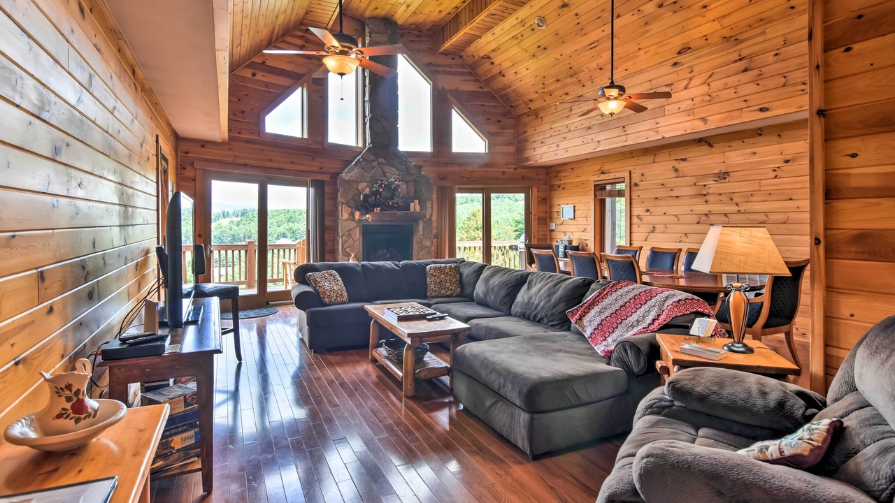 Photo of Livingroom in Fleetwood