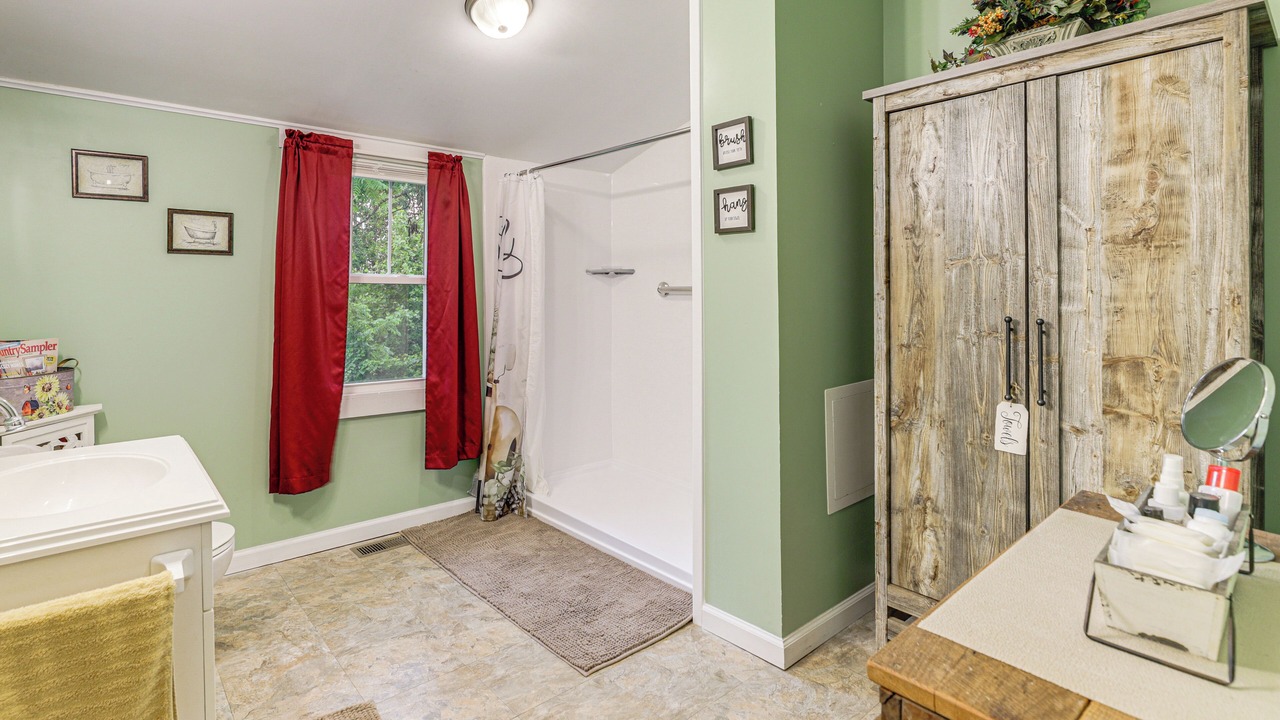 Photo of Bathroom in Primrose
