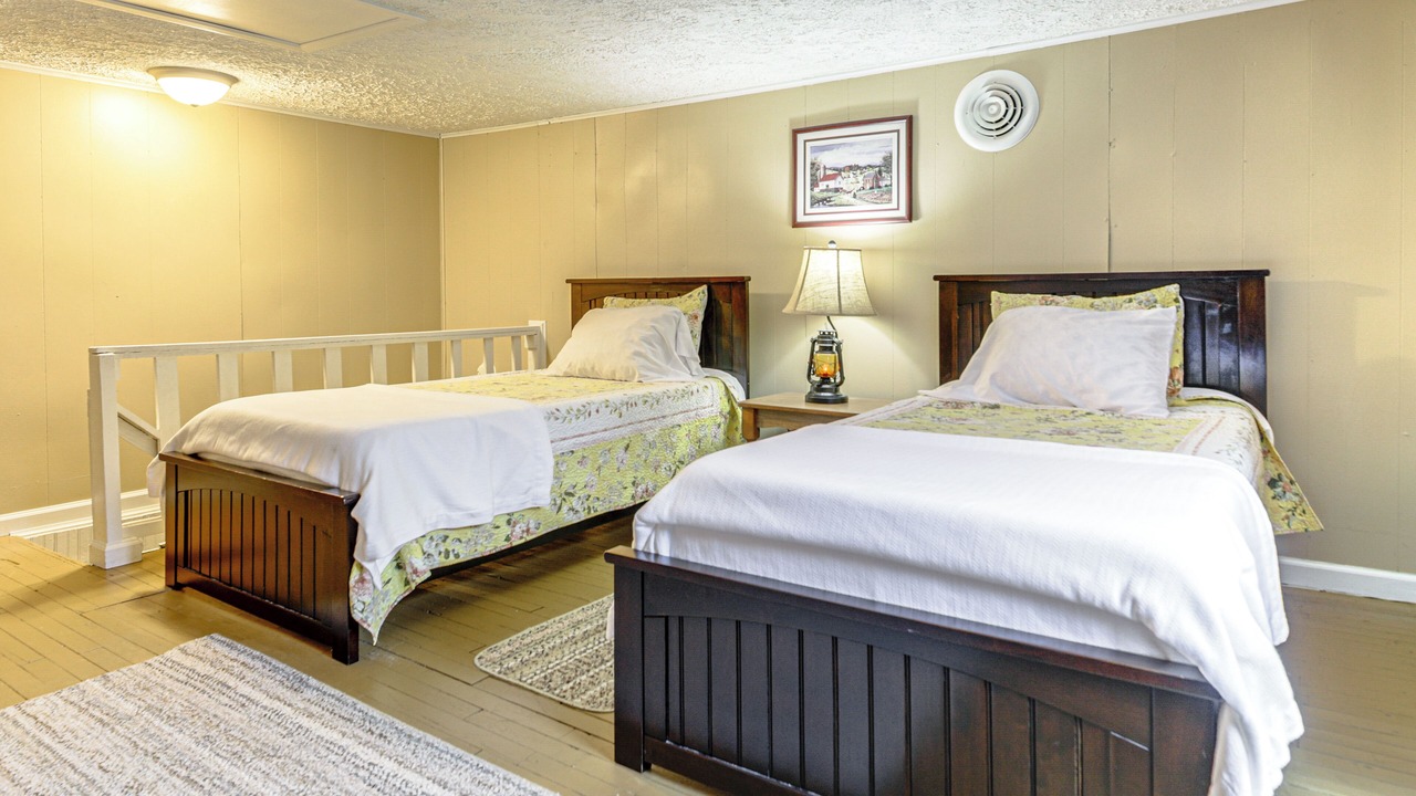 Photo of Bedroom in Primrose