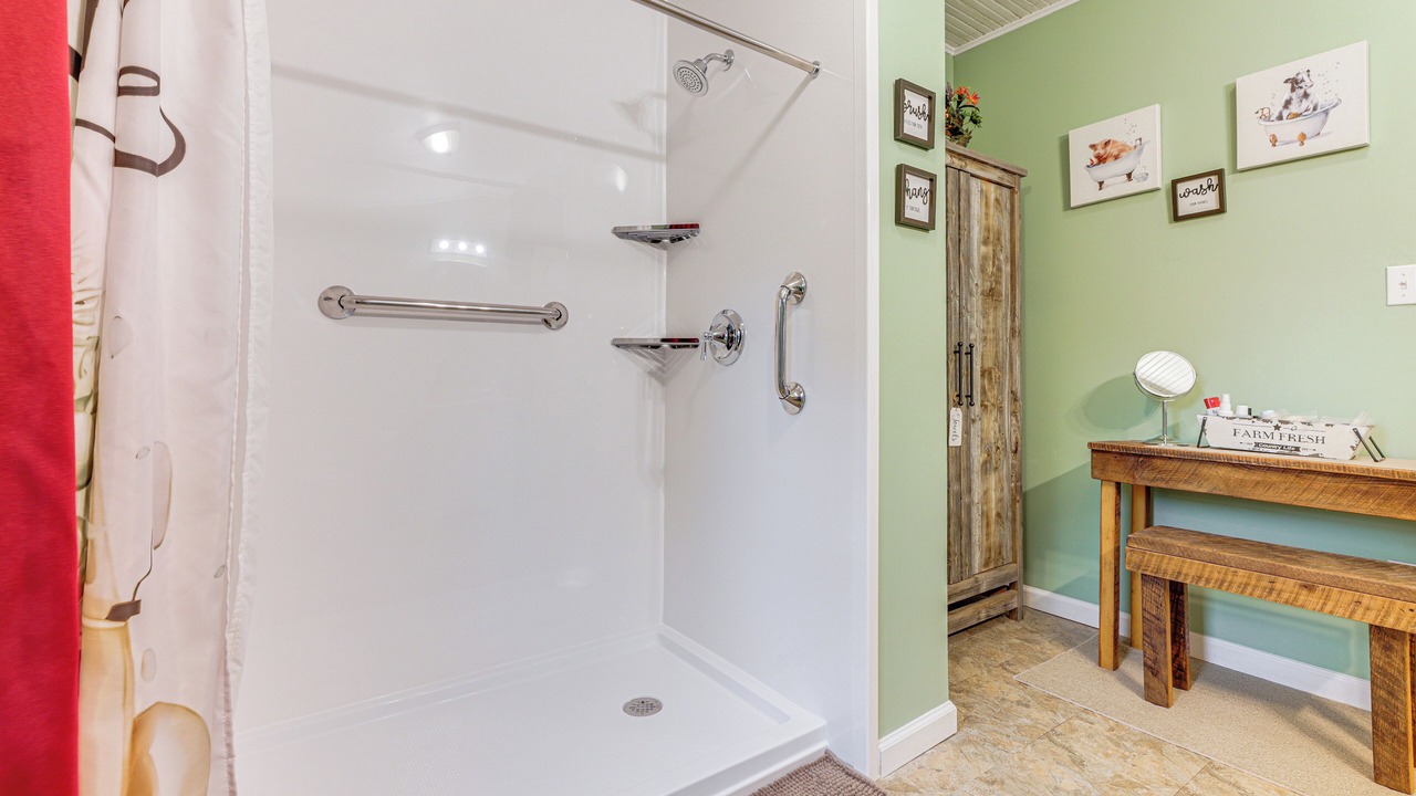 Photo of Bathroom in Primrose