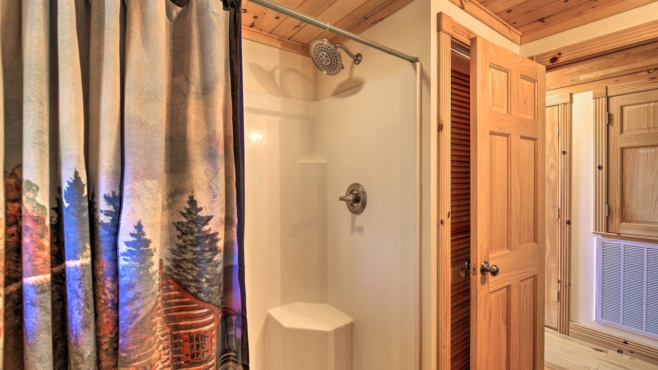 Photo of Bathroom in Lansing