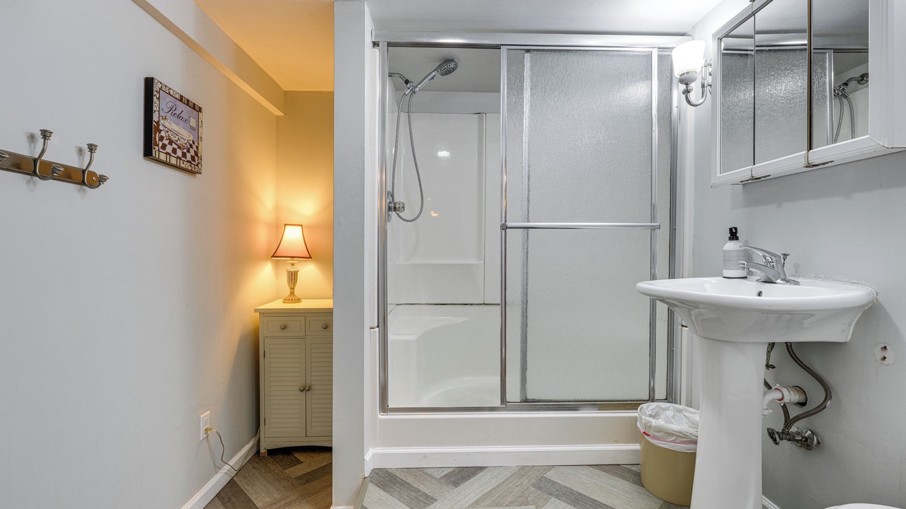Photo of Bathroom in Elizabethton