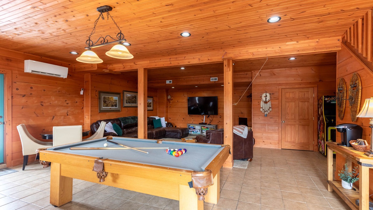 Photo of Livingroom in Boone
