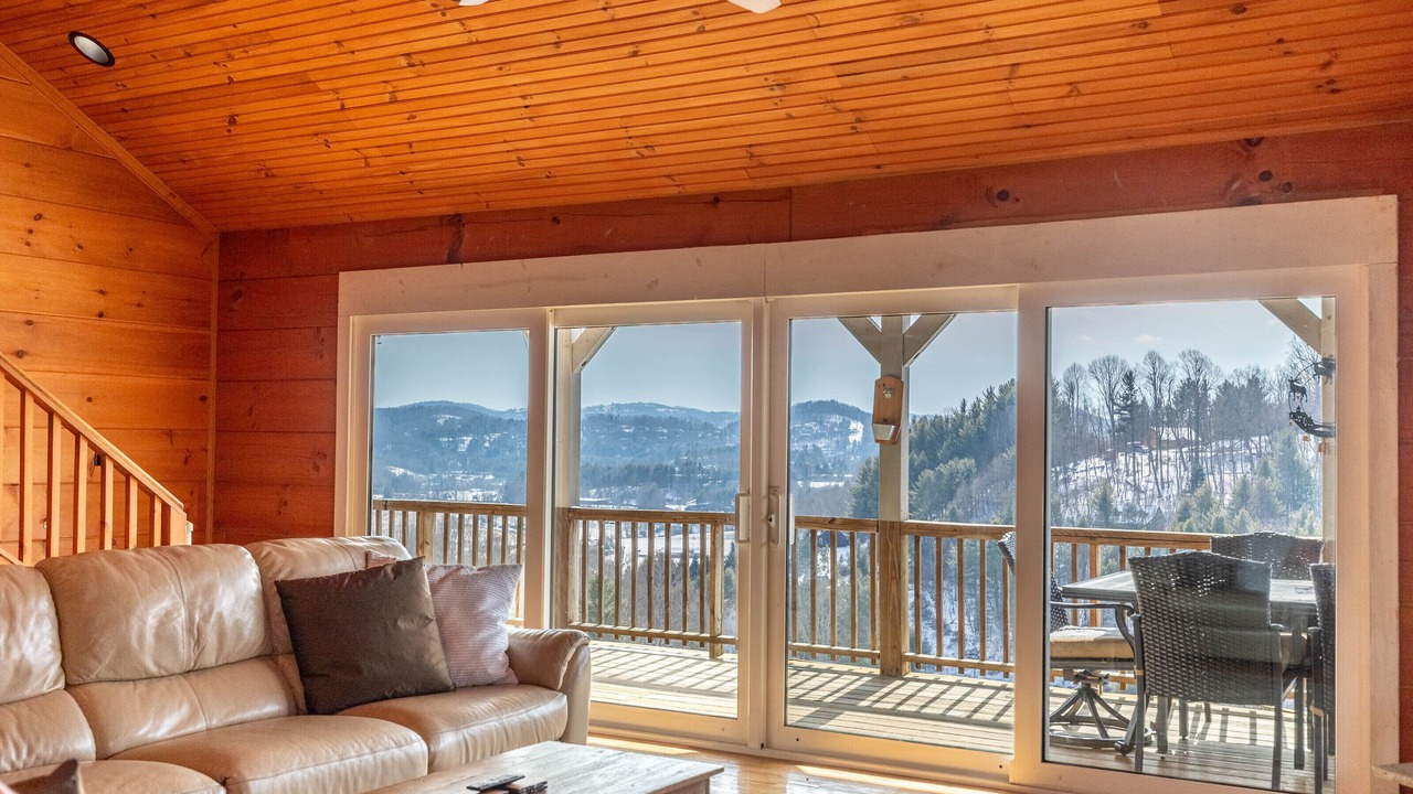 Photo of Livingroom in Boone
