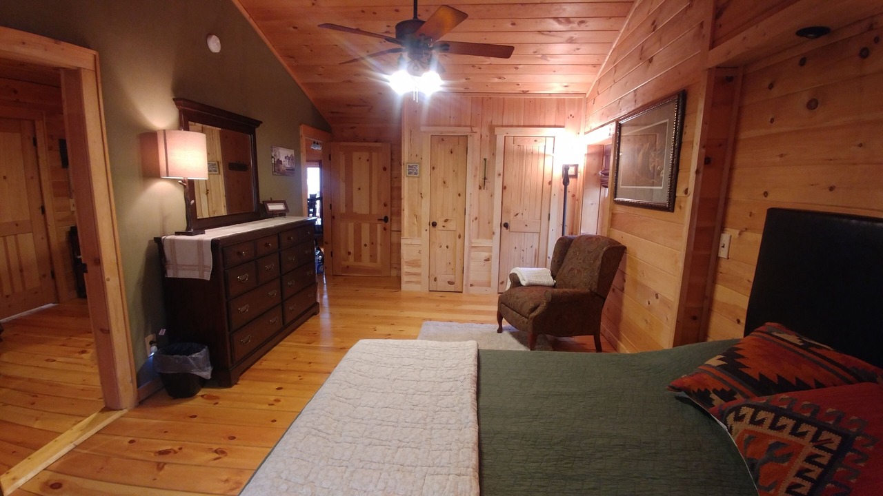 Photo of Bedroom in Crumpler