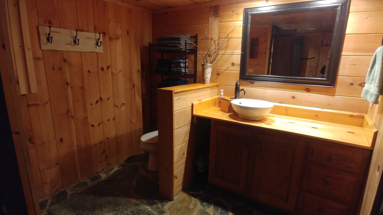 Photo of Bathroom in Crumpler