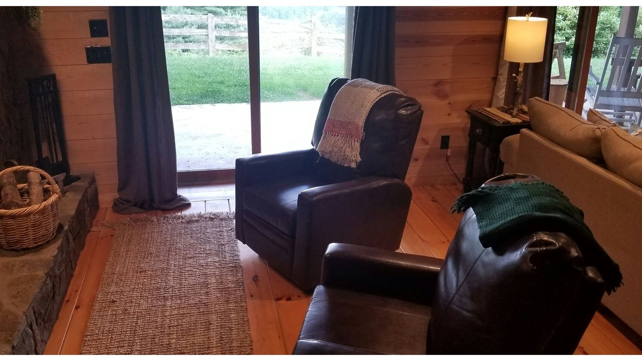 Photo of Livingroom in Crumpler