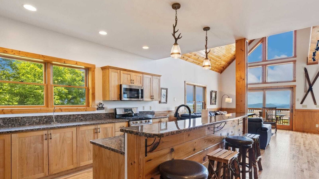 Photo of Kitchen in Beech Mountain