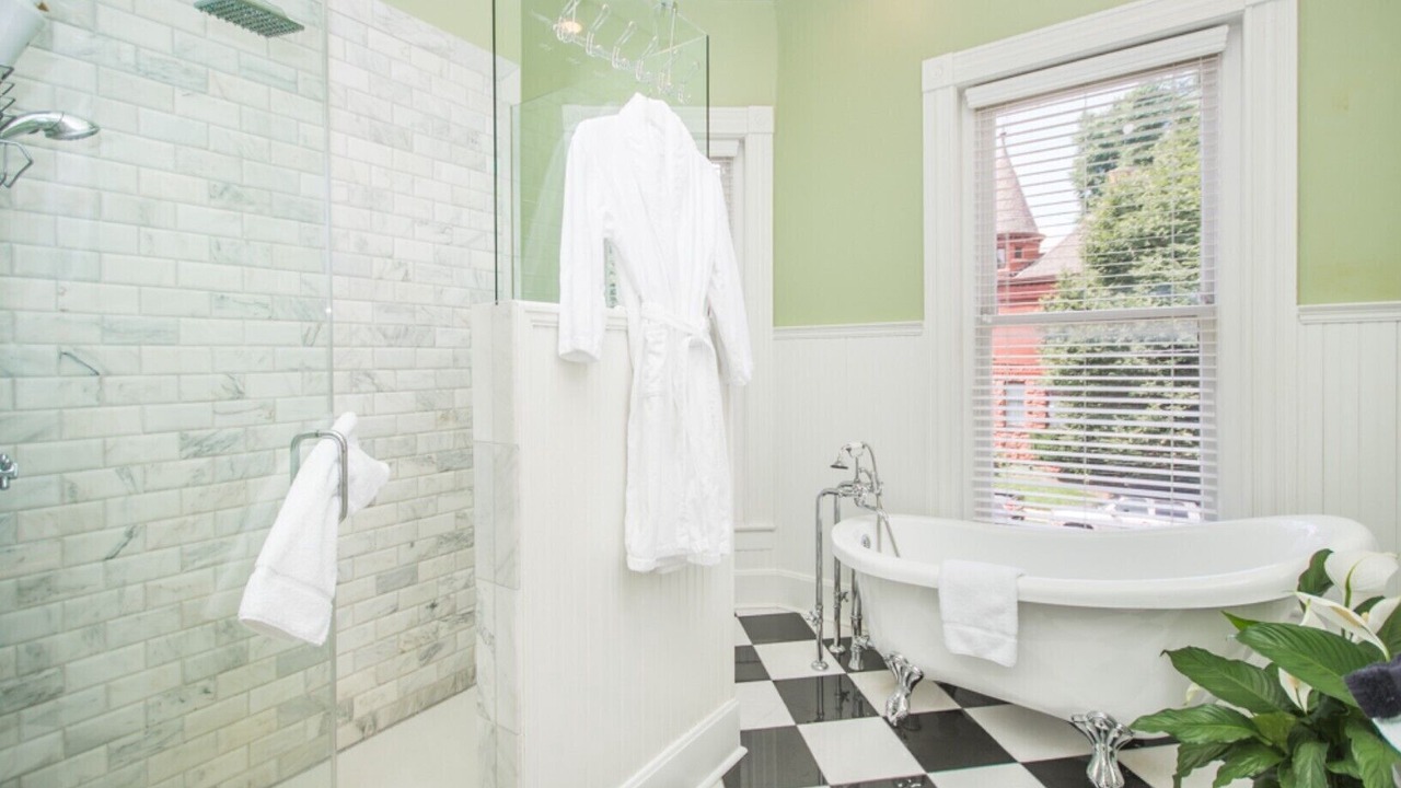 Photo of Bathroom in North Upper Street