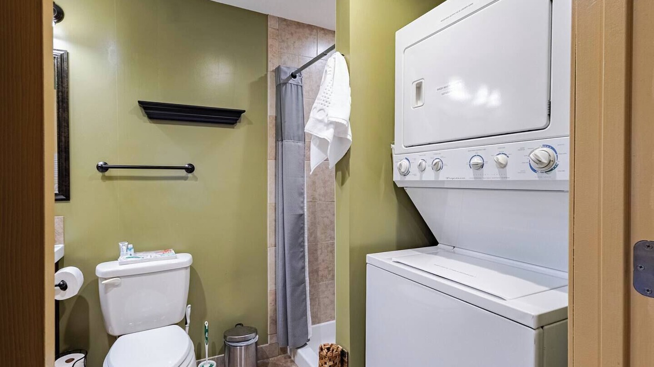 Photo of Bathroom in New Market