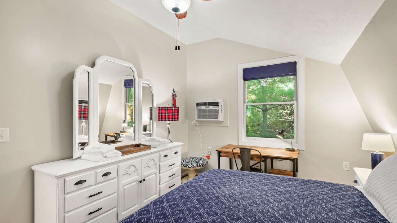 Photo of Bedroom in Blowing Rock