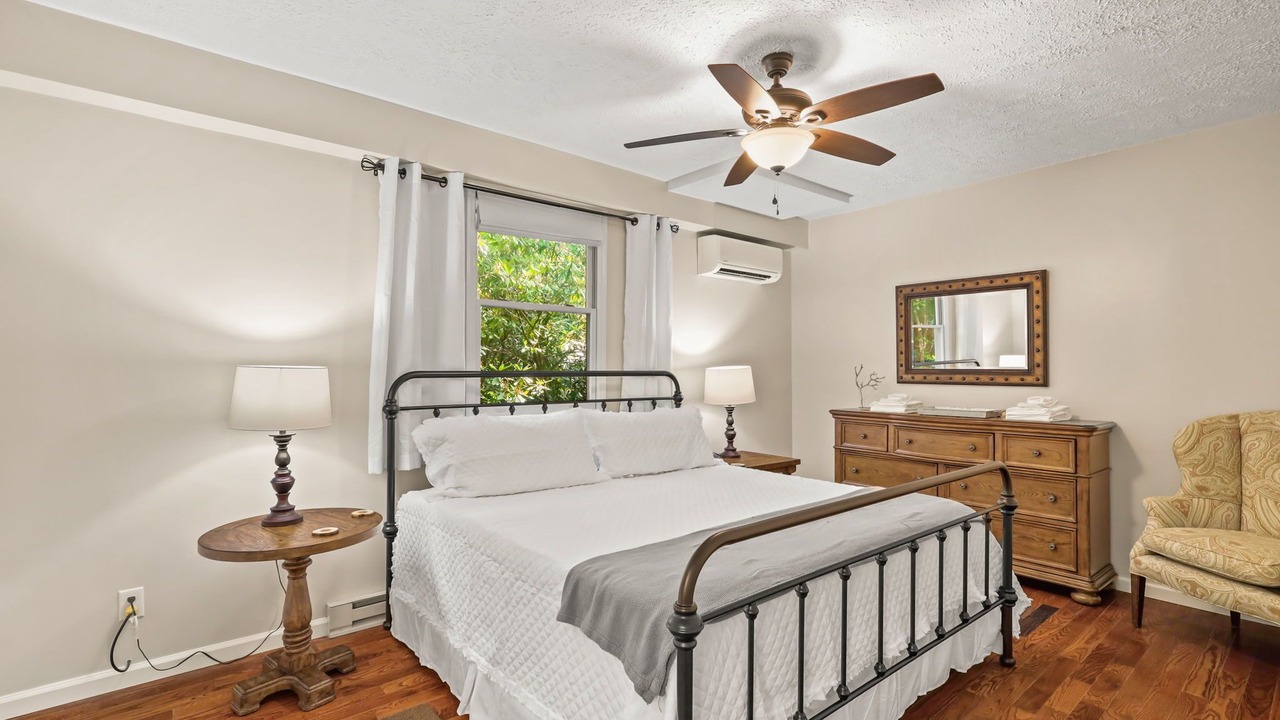 Photo of Bedroom in Blowing Rock