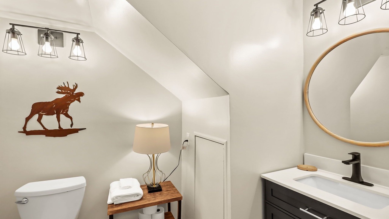 Photo of Bathroom in Blowing Rock