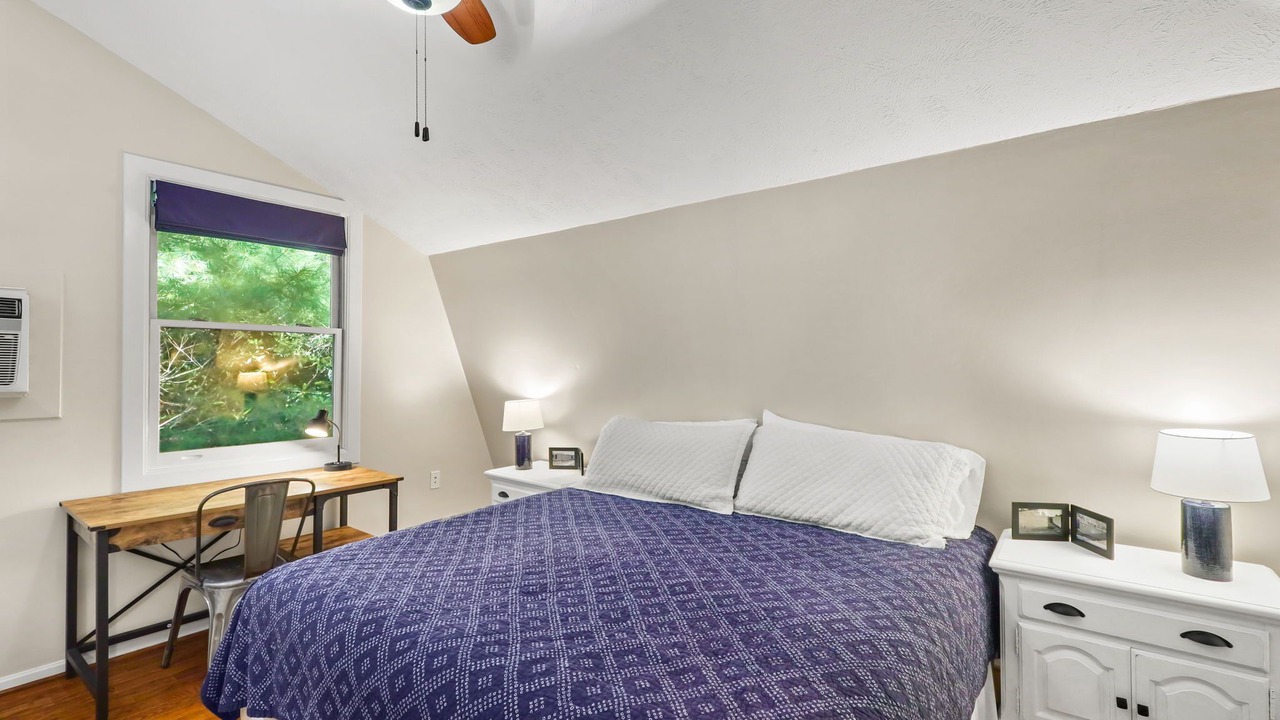 Photo of Bedroom in Blowing Rock