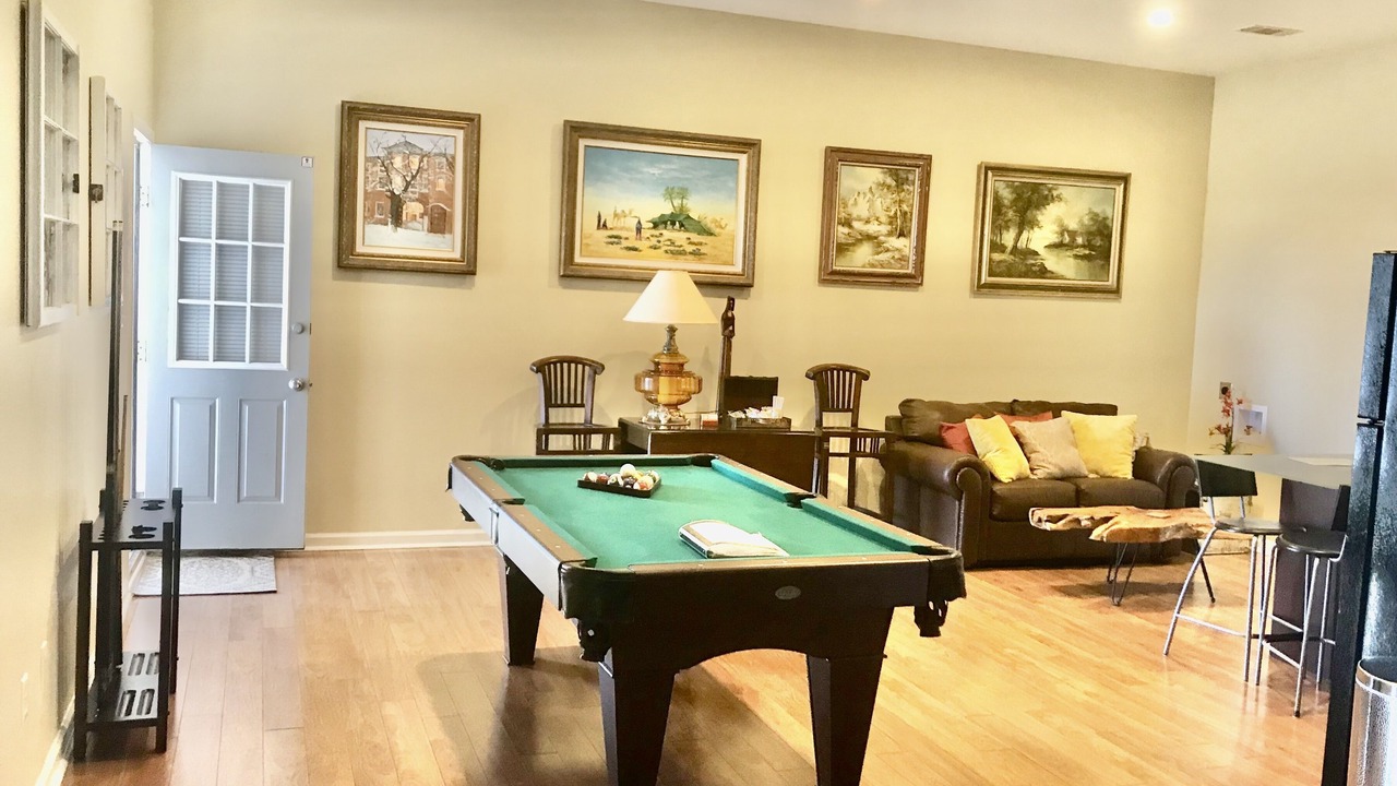Photo of Livingroom in Johnson City
