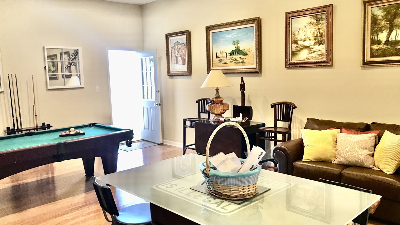 Photo of Livingroom in Johnson City