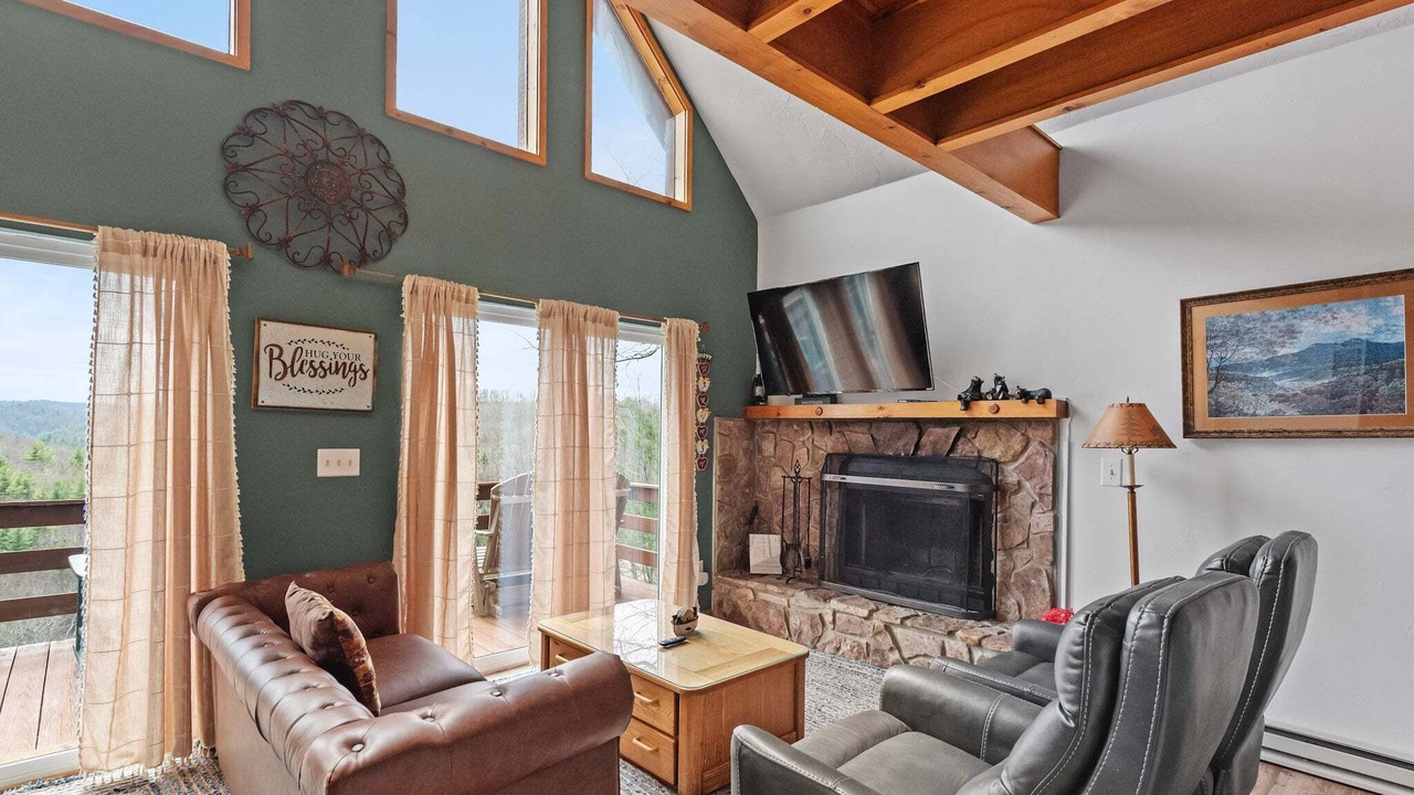 Photo of Livingroom in Fleetwood
