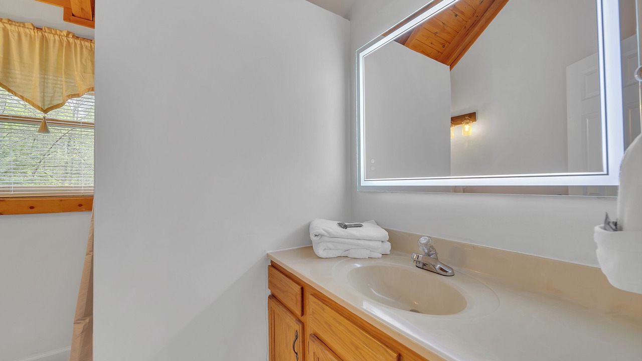 Photo of Bathroom in Gatlinburg