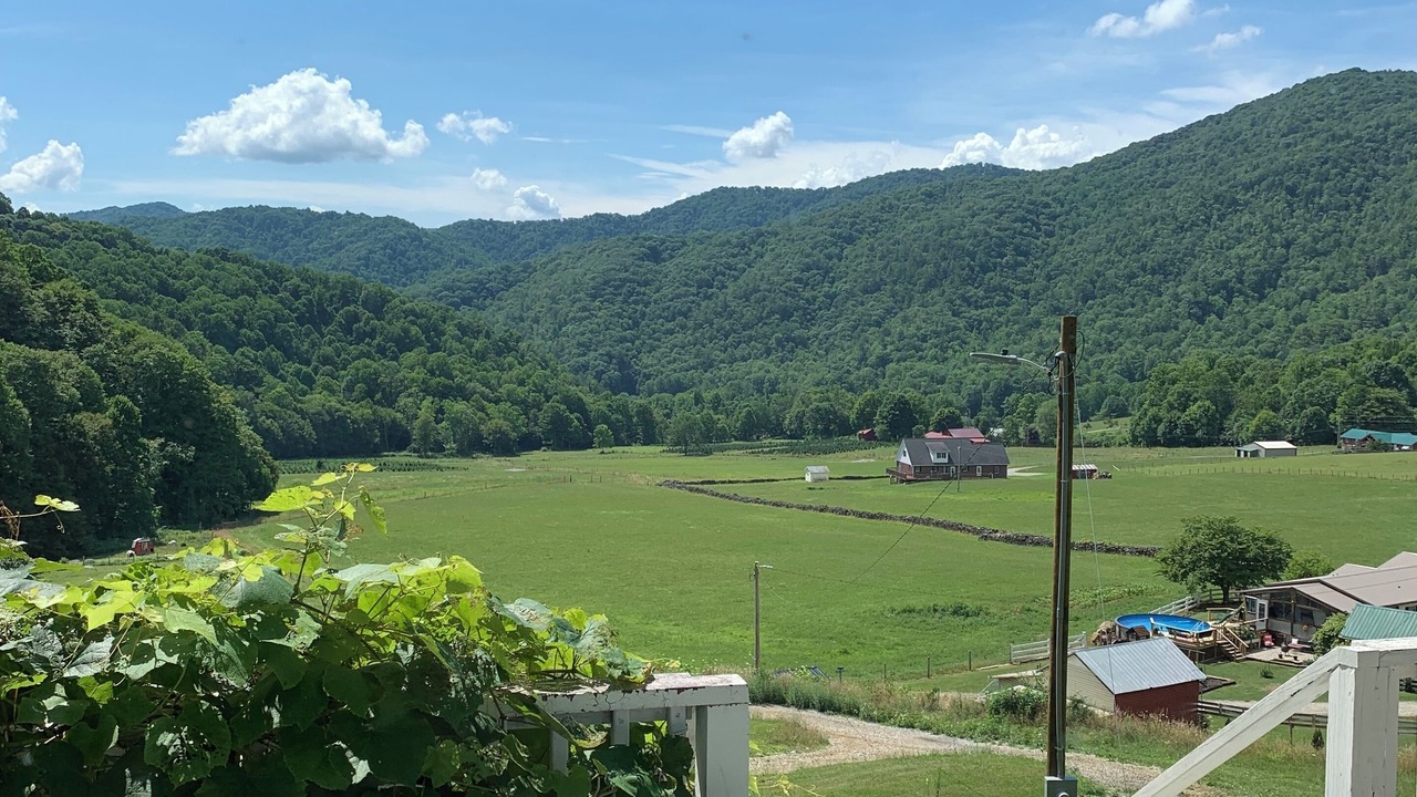 Photo of Outdoor in Bakersville