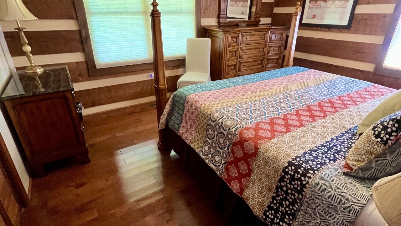 Photo of Bedroom in Dandridge