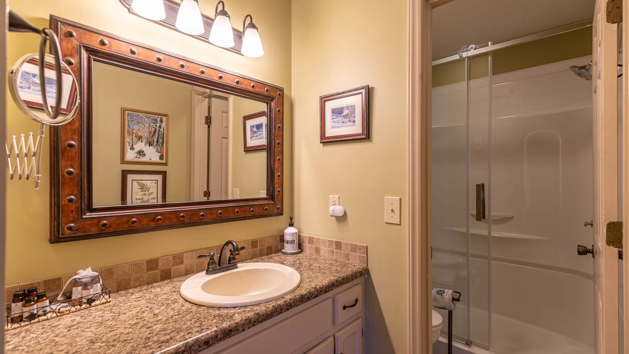 Photo of Bathroom in Blowing Rock