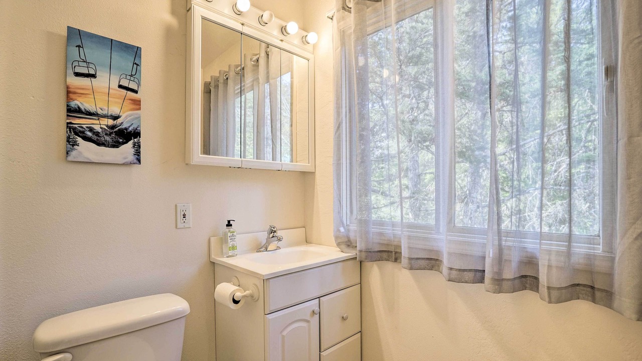 Photo of Bathroom in Alyeska