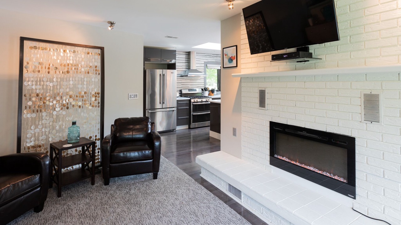 Photo of Livingroom in Black Mountain