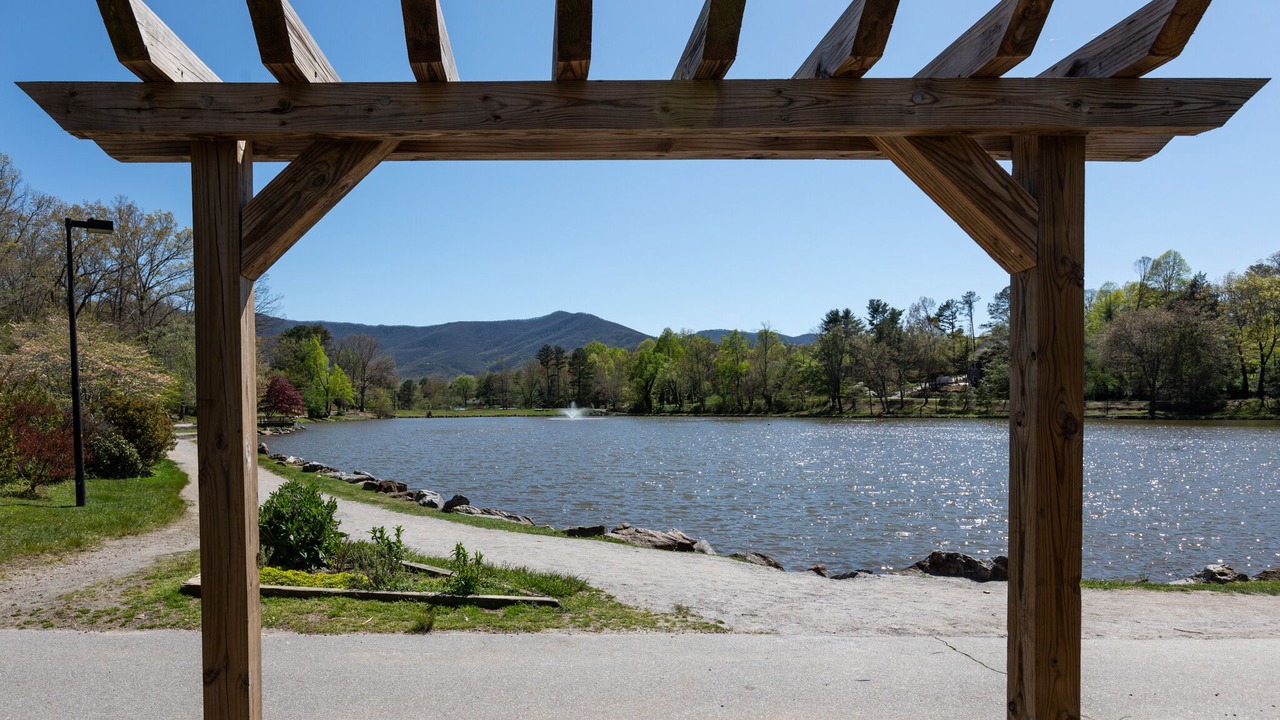Photo of Outdoor in Black Mountain