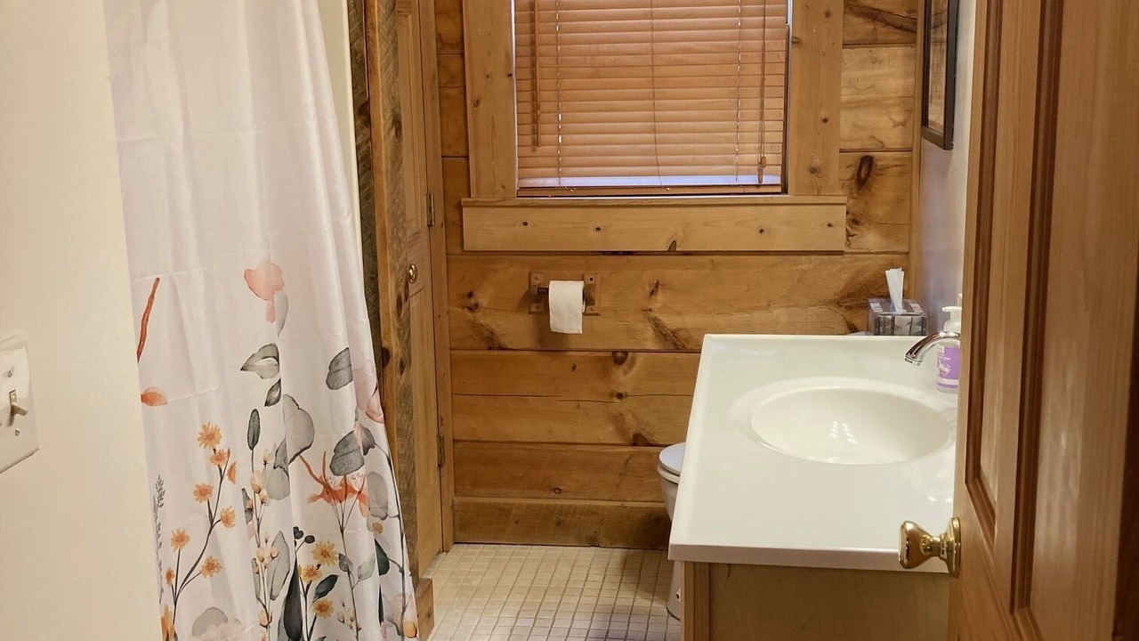 Photo of Bathroom in Timberline
