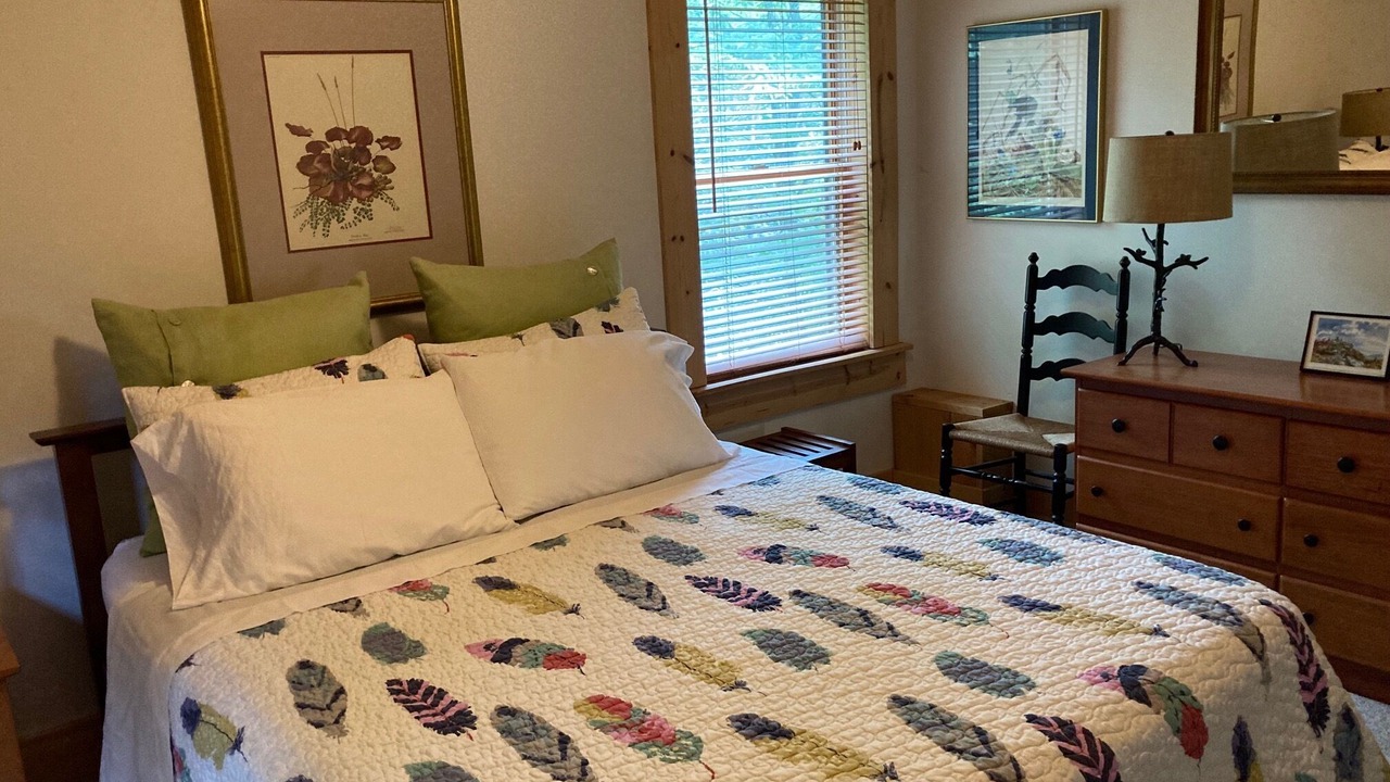 Photo of Bedroom in Timberline