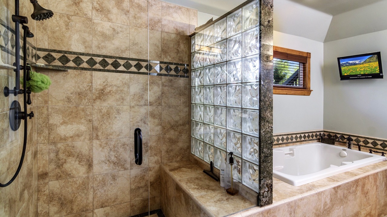 Photo of Bathroom in Lake Arrowhead