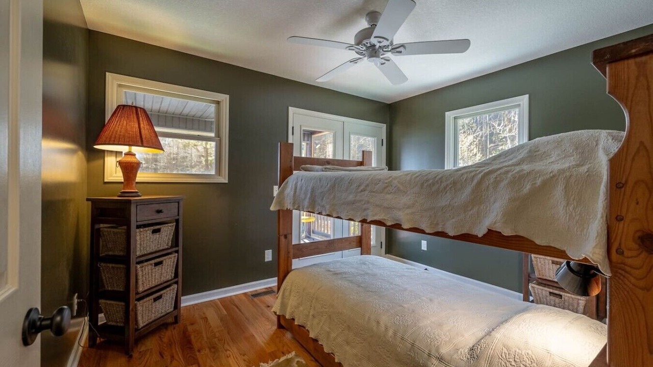 Photo of Bedroom in Nebo