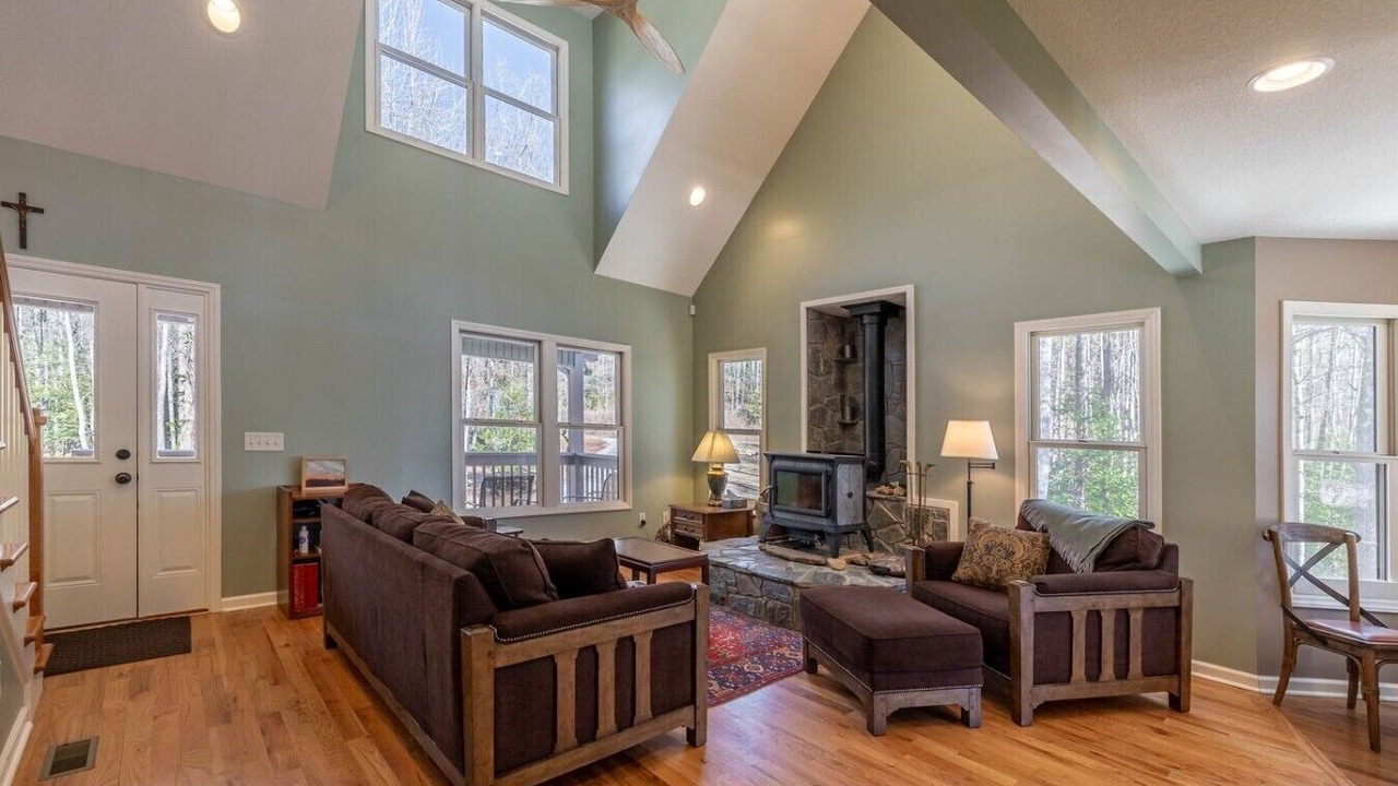 Photo of Livingroom in Nebo