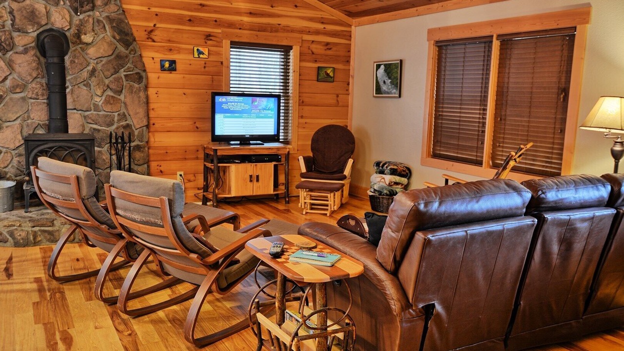 Photo of Livingroom in Warrensville