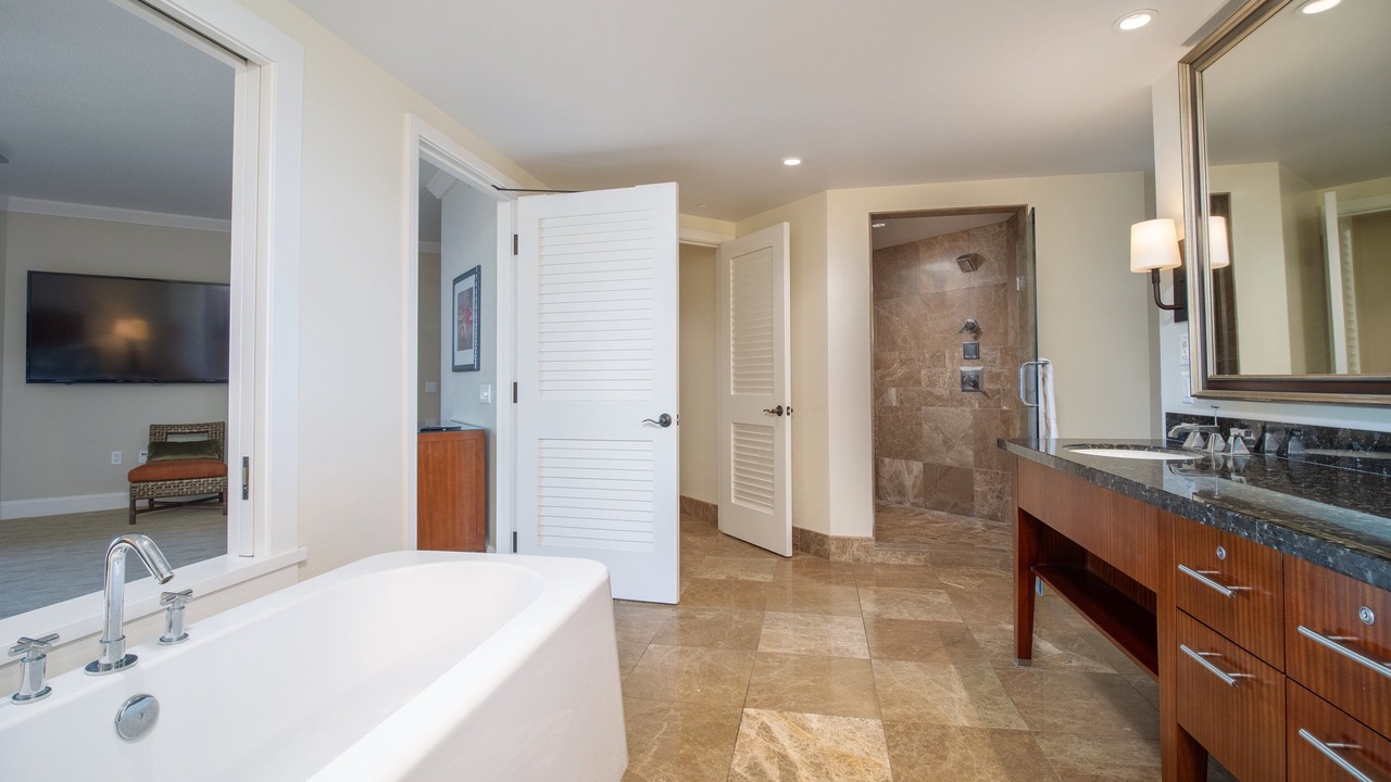 Photo of Bathroom in Honokowai