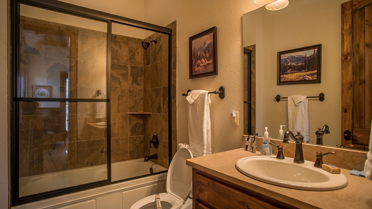 Photo of Bathroom in Newland