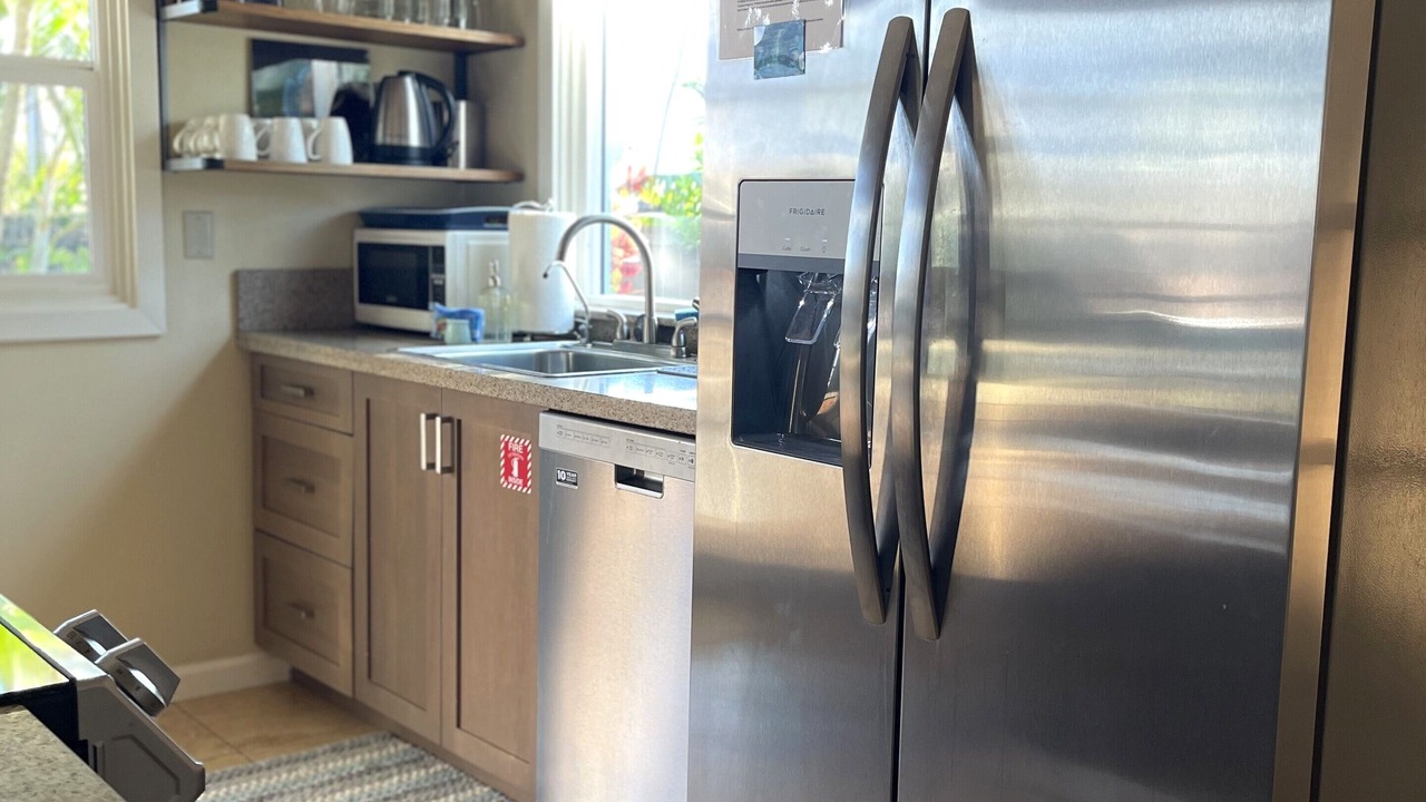 Photo of Kitchen in Historic Lahaina Front Street