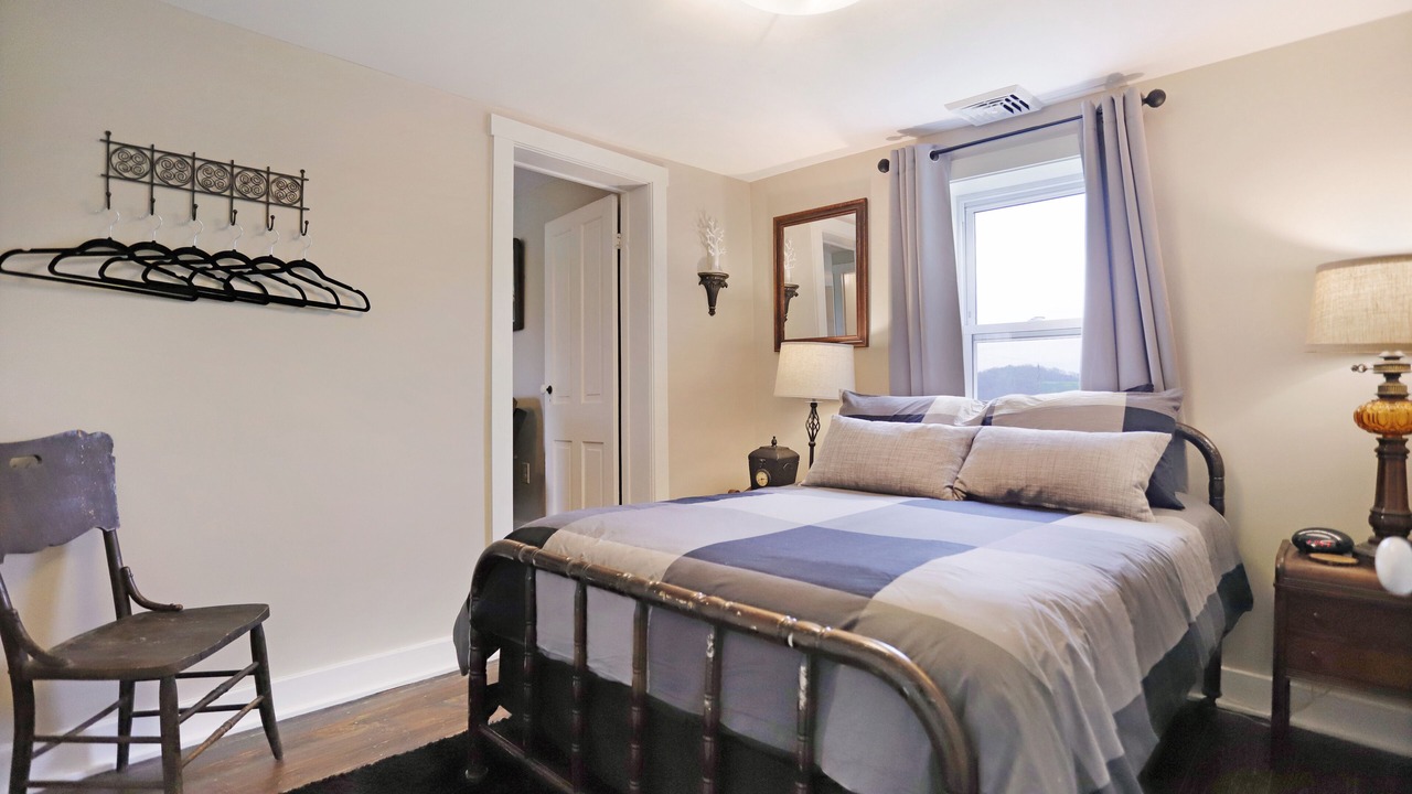 Photo of Bedroom in Big Cove Tannery