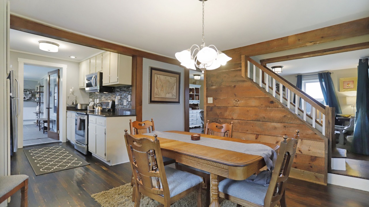Photo of Livingroom in Big Cove Tannery