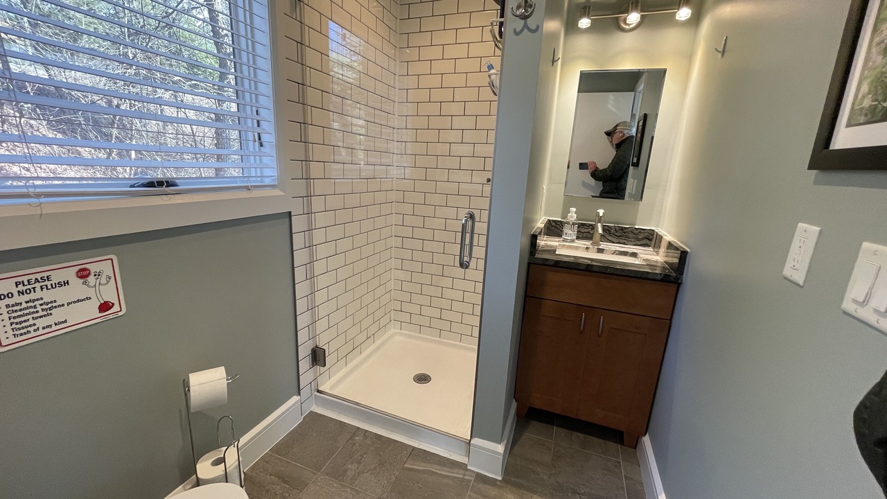 Photo of Bathroom in Grove Park- Sunset