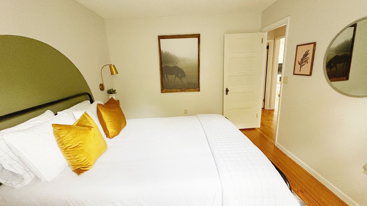 Photo of Bedroom in Blowing Rock