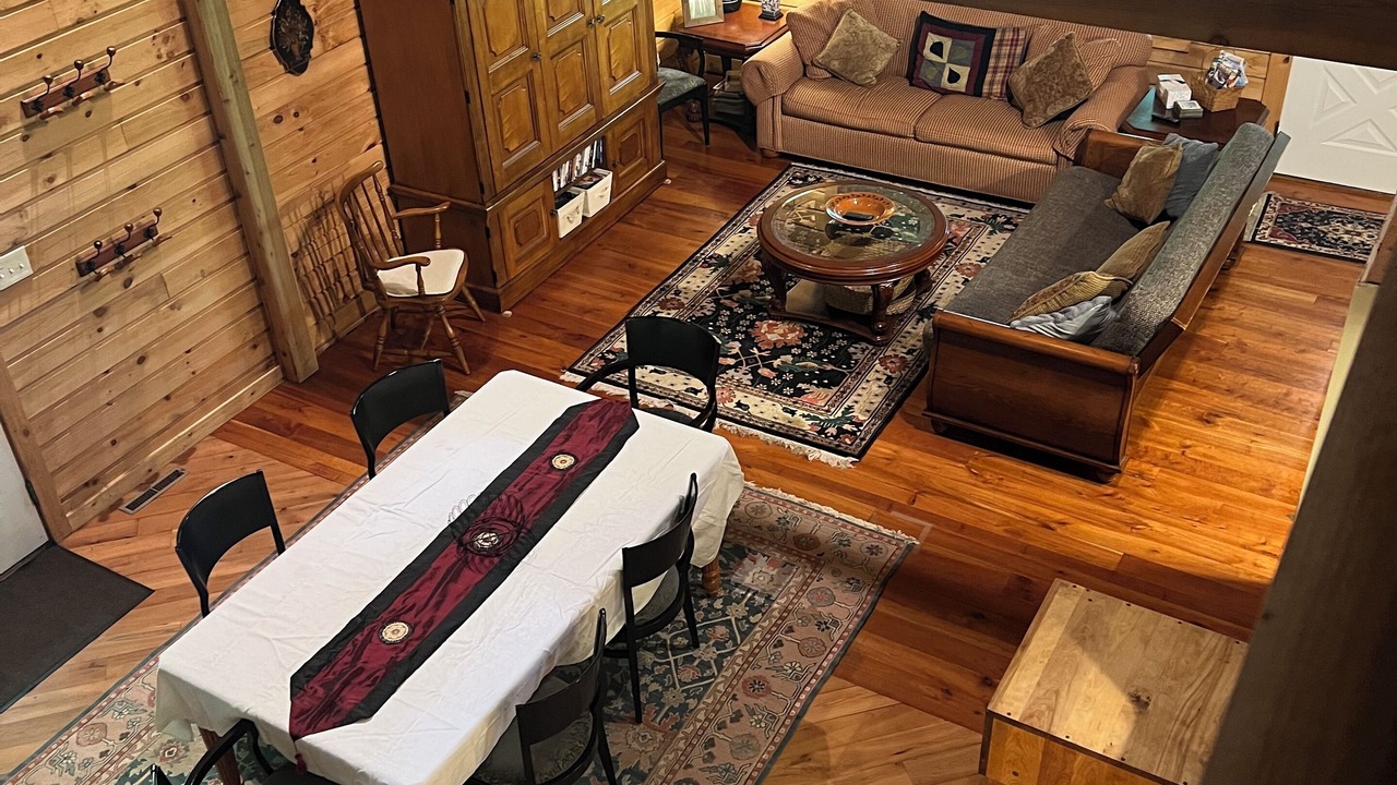 Photo of Livingroom in Moatsville