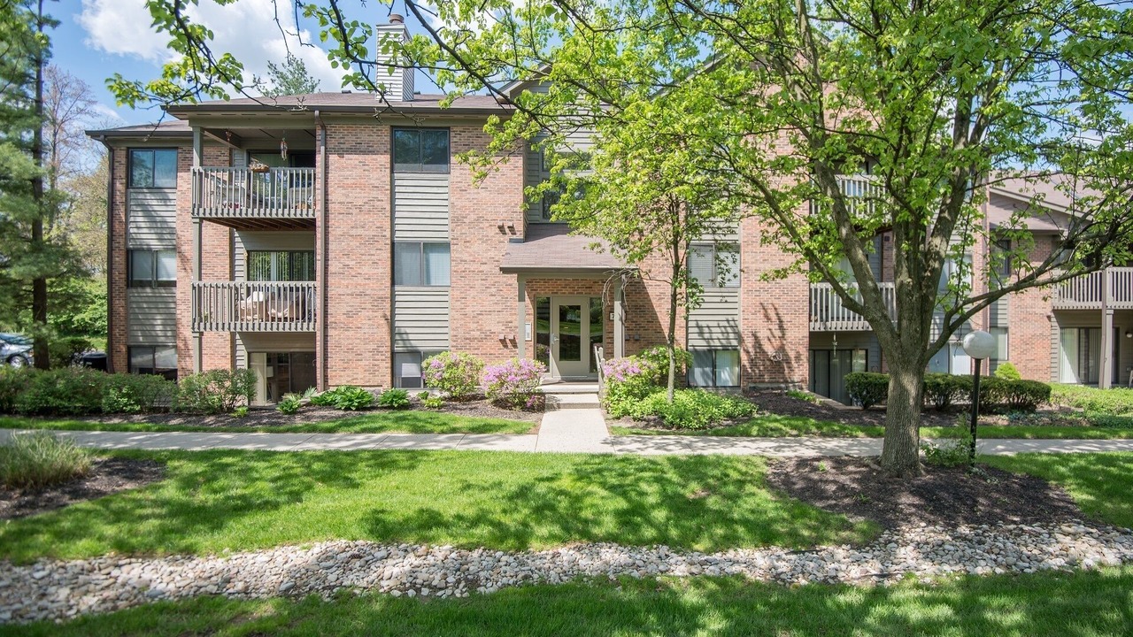 Photo of Outdoor in Roselawn Finance
