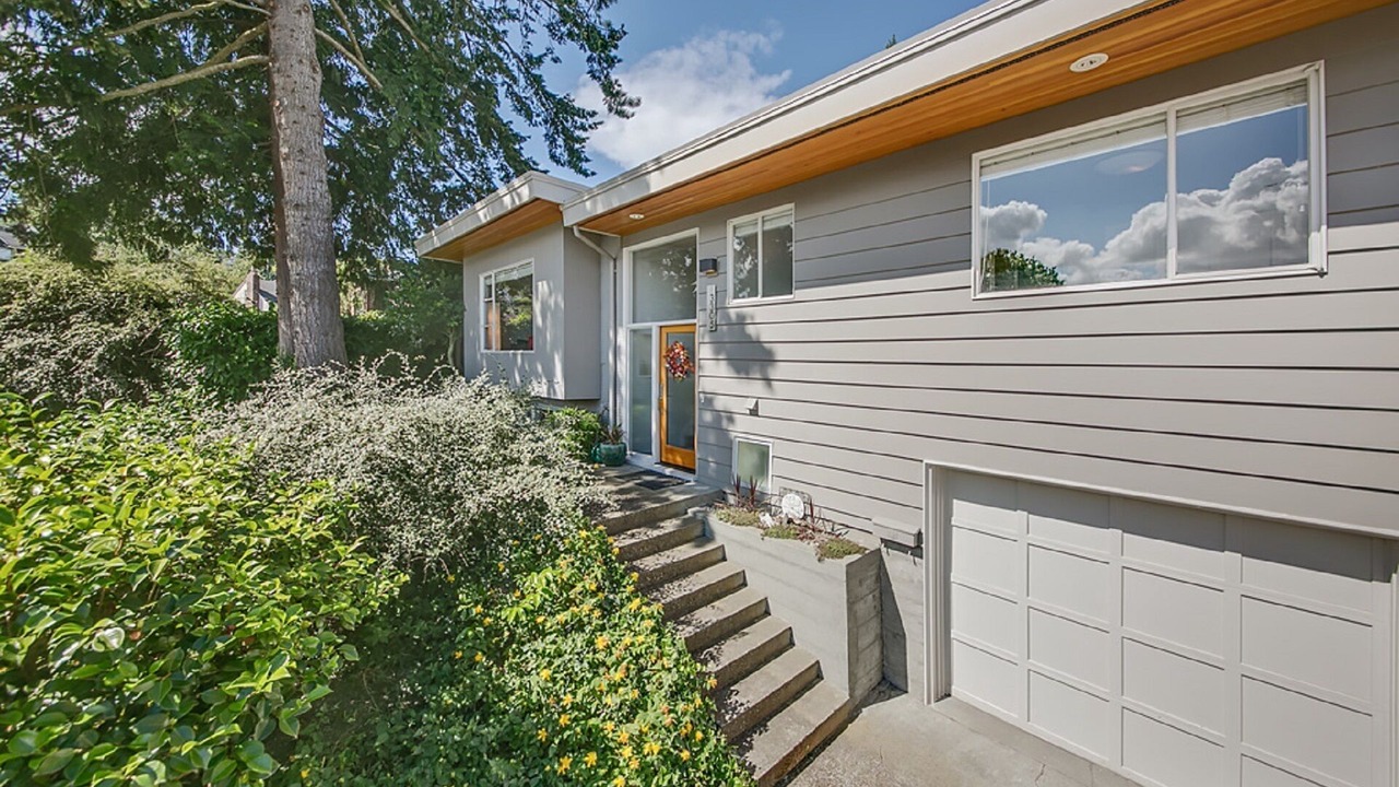 Photo of Outdoor in North Queen Anne