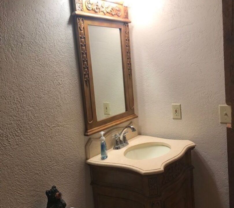 Photo of Bathroom in Newland