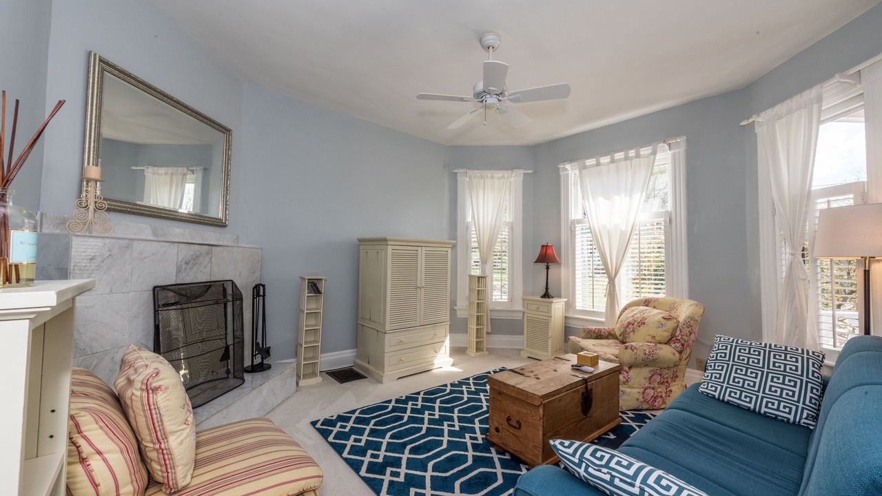 Photo of Bedroom in Columbia-Tusculum